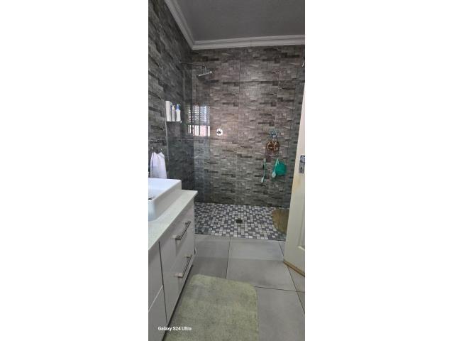 pic_61519116_640x480