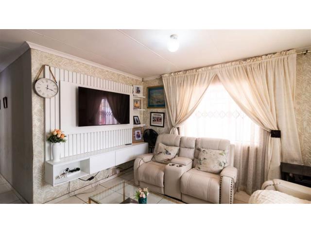 pic_61774983_640x480